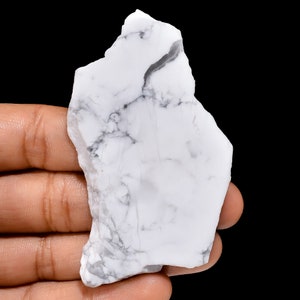 Pedra preciosa solta de fatia de formato extravagante de Howlite natural para fazer joias 70X43X6 mm 169 Ct