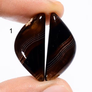 Paire de cabochons d'agate du Botswana noire naturelle, paire assortie d'agate du Botswana, cristal d'agate du Botswana, fabrication de boucles d'oreilles
