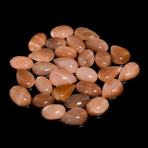 Natuurlijke perzik maansteen cabochon losse edelsteen 29 stuks veel voor het maken van sieraden 292 kt 17 x 10 21 x 13 mm (steen als foto