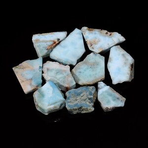 Larimar naturel, forme fantaisie, tranche, pierres précieuses en vrac, 10 pcs / lot pour la fabrication de bijoux Poids 198 carats Taille 21 X 13 25 x 17 mm