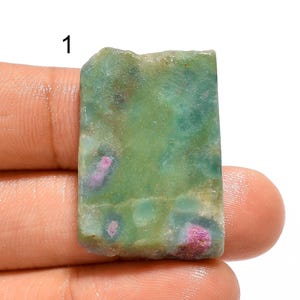 Fette di fucsite rubino naturale, pietra preziosa fucsite rubino cabochon sciolta pietra rubino, pezzi di fetta fucsite rubino grezzo piatto fucsite come da immagine