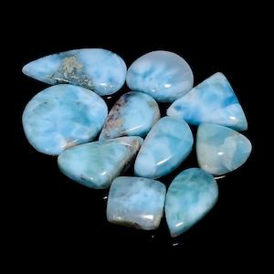 Lote de pedras preciosas Larimar naturais, lote de 10 peças, 14X14 26X13 mm mm Tamanho 108 quilates Forma mista Larimar Cabochão Lote Larimar Pedras Larimar como imagem