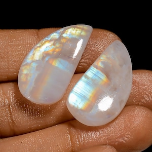 Paire de pierres précieuses naturelles en forme de cabochon avec pierre de lune arc-en-ciel pour fabriquer des boucles d'oreilles, 40 carats 26 x 14 x 6 mm (la paire comme sur la photo)