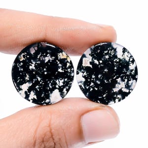 Paire de pierres précieuses en vrac de forme ronde en agate mousse naturelle pour la fabrication de boucles d'oreilles Poids 30 carats Taille 20X20X3 mm