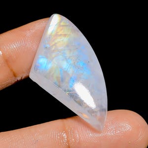Cabochão de pedra da lua natural em formato de arco-íris, pedra preciosa solta para fazer joias, 38 ct. 39 x 20 x 7 mm (pedra como na imagem)