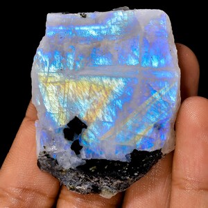 Excelente qualidade superior 100% natural arco-íris pedra lunar formato extravagante fatia pedra preciosa solta para fazer joias 47x39x5 mm 106 ct.