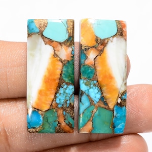 Paire de cabochons naturels en cuivre et turquoise d'huître, pierres précieuses assorties en turquoise d'huître, forme rectangle taille turquoise de la paire 30 x 12 x 4 mm poids 42 carats.
