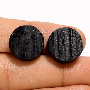 Paire de cabochons ronds Druzy en tourmaline noire naturelle pour boucles d'oreilles, 25 carats 15X15X5 mm (la paire comme sur la photo)