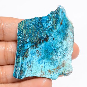 Tranche de cristal de chrysocolle naturelle brute, forme fantaisie, tranche de chrysocolle brute tranche de paume brute des deux côtés, plaque brute polie 51 x 40 x 4 mm