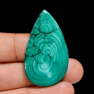 Natural Malachite Gemstone Fancy Green Malachite Stone Big Malachite 40X23X4mm Size 50 Carat Fancy Shape Malachite Stone( Stone as picture
