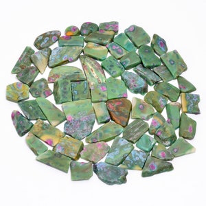 Tranche rubis fuchsite naturelle, plaque rubis fuchsite, fuchsite rubis brut, fuchsite rubis brut, cabochon rubis fuchsite, dimension 20-40 mm.