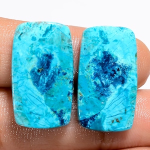 Paire de pierres précieuses en vrac en forme de cabochon de chrysocolle naturelle pour la fabrication de boucles d'oreilles, poids 28 carats, taille 22X13X4 mm