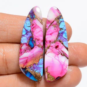 Huître naturelle épineuse cuivre turquoise forme fantaisie cabochon paire de pierres précieuses en vrac pour la fabrication de boucles d'oreilles poids 40 carats taille 39X12X4 mm