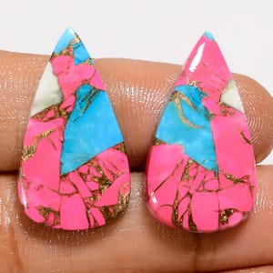 Paire de pierres précieuses assorties en forme de poire, cabochon de coton rose, cuivre et turquoise, pour faire des boucles d'oreilles, 19 carats. 26X14X3 mm (la paire comme sur l'image
