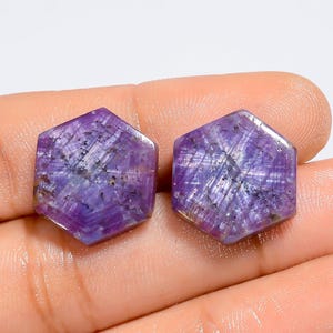 Paire de pierres précieuses cabochon hexagonal hexagonal en saphir rose trapiche naturel pour fabrication de boucles d'oreilles 28 carats. 15X14X2 mm (la paire comme sur la photo)
