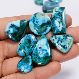 Cabochão de malaquita crisocola natural, pedra preciosa solta, lote com 10 peças para fazer joias, peso 121 quilates, tamanho 16x12,25 x 16 mm (cabine conforme a imagem)