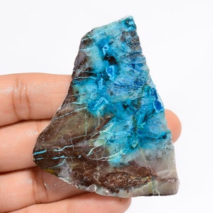 Fatia de cristal de crisocolla natural, forma crua, laje de crisocolla, fatia de palma crua, ambos os lados, laje crua polida, 64x49x5mm, 135 quilates