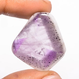 Natuurlijke trapiche amethist edelsteen paarse steen 30 x 25 x 5 mm Formaat mooie vorm 30 karaat amethist paarse steen ontwerp amethist (steen als foto