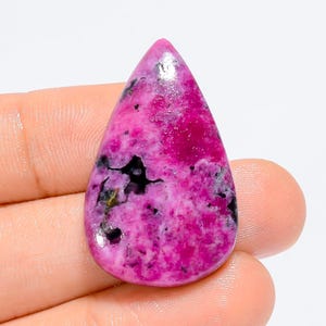 Cabochon en forme de poire, rubis zoisite naturel, pierre précieuse en vrac pour la fabrication de bijoux, 46 carats 32 x 19 x 5 mm (pierre comme sur la photo)