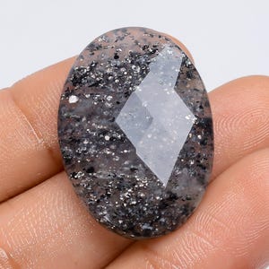 Pedra do Sol Natural Negra Oval Facetada Pedra Preciosa Solta Para Corte Pedra do Sol Fazendo Joias 26 Ct. 29X19X4 mm (Pedra como na imagem)