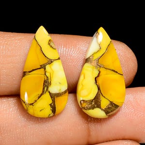 Natürlicher Honig Kingman Türkis-Paar Cabochon Birnenform Cabochon Loses Edelstein-Paar für die Herstellung von Ohrringen 15 Ct 22X11X3mm (Paar wie Abbildung