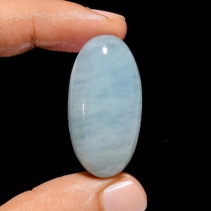 Acquamarina naturale Cabochon Pietra preziosa acquamarina sciolta Acquamarina Cristallo Liscio Entrambi i lati Pietra acquamarina lucida 36X18X8 mm Dimensioni 50 carati