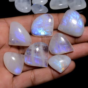 20 pièces Cabochon de pierre de lune arc-en-ciel naturel en forme de coeur, lot de cristal de pierre de lune de 19-22 mm pour la fabrication de bijoux (Pierre comme image)