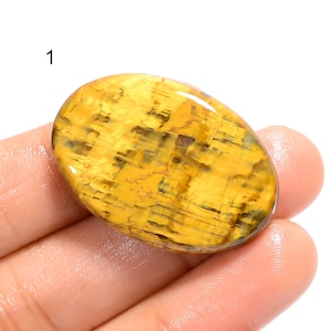 Cristallo naturale di nellite Cabochon di nellite gialla con retro piatto e pietra di nellite lucidata su entrambi i lati