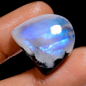 Cabochon naturel en forme de D avec pierre de lune arc-en-ciel, pierre précieuse en vrac pour la fabrication de bijoux, 26 carats 20X19X5 mm (Pierre comme image)