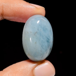 Cabochon di acquamarina naturale Pietra preziosa acquamarina sciolta Acquamarina Cristallo Liscio Entrambi i lati Pietra acquamarina lucida 26X17X9 mm Misura 37 carati