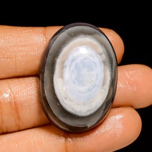 Cabochon d'opale à oeil bleu naturelle de forme ovale, pierre précieuse en vrac, 33 x 24 x 13 mm, 74 carats, opale à oeil bleu (pierre comme sur l'image)