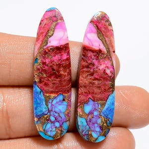 Par de piedras preciosas sueltas en forma de huevo de turquesa y cobre espinoso de ostra natural, cabujón para hacer aretes, peso 38 quilates, tamaño 39 x 11 x 4 mm