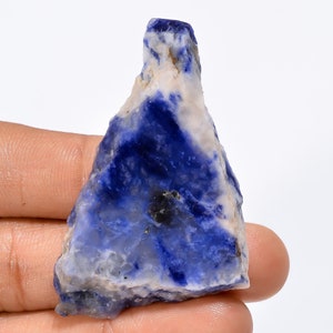 Prachtige hoogwaardige kwaliteit 100% natuurlijk sodaliet Fancy Shape Slice losse edelsteen voor het maken van sieraden 51 x 33 x 6 mm 71 kt.