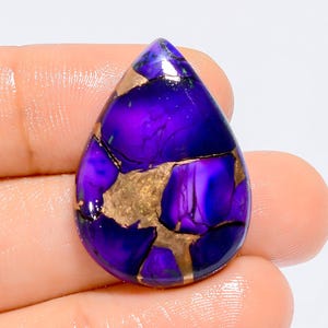 Cabochon di turchese viola naturale a forma di pera, pietra preziosa sfusa per la creazione di gioielli, 22 carati, 27 x 20 x 5 mm (pietra come da immagine).