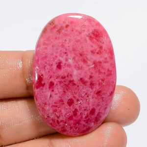 Pietra preziosa sciolta cabochon ovale rodonite naturale per la creazione di gioielli 84 carati. 39X26X7 mm (rodonite come da foto)
