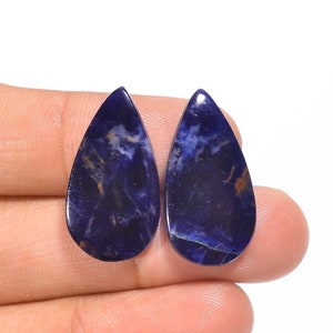 Paire de cabochons de sodalite naturelle bleus Paire de sodalites bleus Paire de bleus poires Paire de pierres bleus 25 x 13 x 3 mm 15 carats (paire de sodalite comme sur l'image
