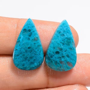 Coppia di pietre preziose di azzurrite naturale, cabochon di azzurrite, coppia di azzurrite blu, dimensioni 20X11X3 mm, coppia di cristalli di azzurrite a forma di pera da 14 carati