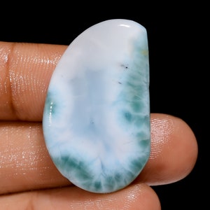 Natuurlijke Larimar edelsteen ongelijke vorm Larimar Crystal Sky Pectoliet steen 32X20X5 mm 40 karaat Larimar steen