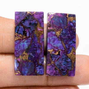 Paire de cabochons en cuivre violet naturel et turquoise, pierres précieuses assorties en turquoise pourpre, forme rectangle turquoise, taille de la paire 27 x 12 x 3 mm, poids 31 carats.