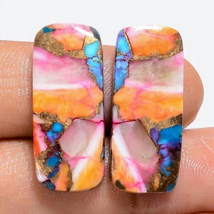 Natürliche Auster Türkis Strahlende Form Cabochon Edelstein-Paar für Ohrringe Gewicht 24 Karat Größe 24X10X4 mm