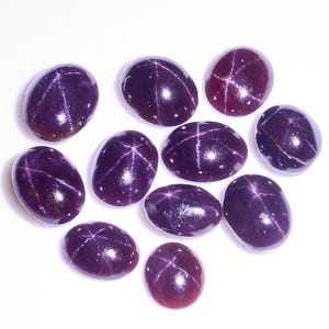 Natürlicher Sterngranat-Kristall Kleine Größe 4-6 Strahlen Sterngranat Cabochon 11 Stück Lot 8X6 10 x 8 mm Größe ( Granat wie Abbildung