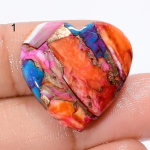 Pietra preziosa naturale di turchese di ostrica Cabochon a forma di cuore Pietra preziosa di turchese di ostrica Pietra di turchese di ostrica Creazione di gioielli (elenco a scelta multipla)