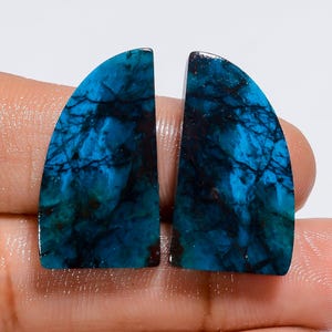 Paire de pierres précieuses en vrac en forme de cabochon azurite naturelle de forme fantaisie pour la fabrication de boucles d'oreilles, 28 carats 24 x 13 x 3 mm (paires d'azurite comme sur la photo