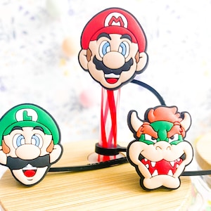Op videogames geïnspireerde rieten toppers