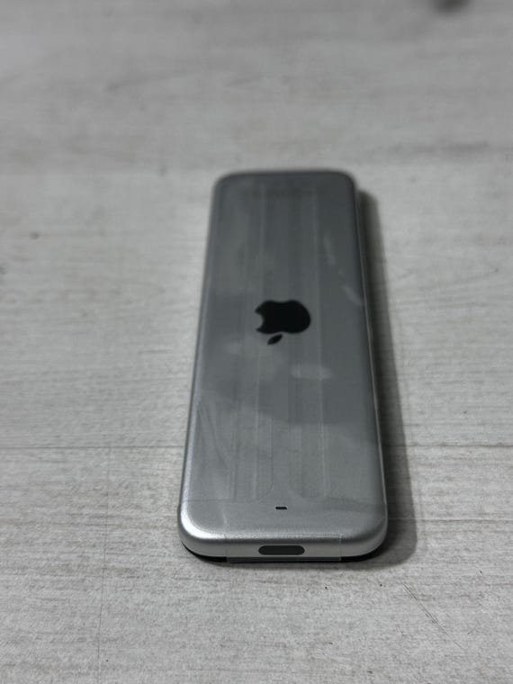 Apple  TV 4 generation HD  32gb