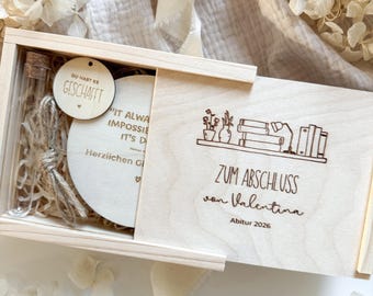 Personalisiertes Geldgeschenk zum Schulabschluss aus Holz | Abschlussgeschenk für Geld