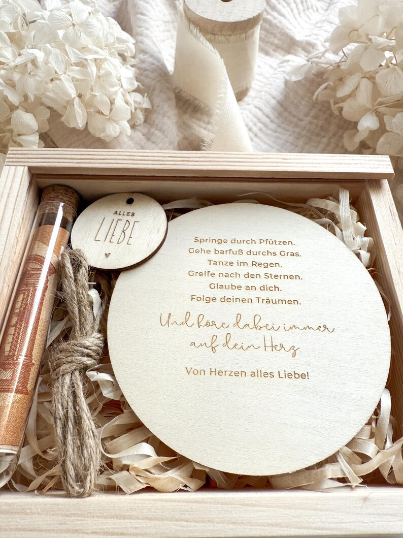 Geldgeschenk Kommunion
Kommunion Geschenk Box
Geschenk Kommunionkind
Kommunionsgeschenk Geld
Geldbox Kommunion
Geldgeschenk Kommunionskind
Kommunionsgeschenk individuell
Erinnerungsbox Kommunion
Geschenk Kommunion Mädchen
Geschenk Kommunion Junge
Geschenk Kommunion Geld
Geschenk Kommunion Kind
Kommuniongeschenk Geld