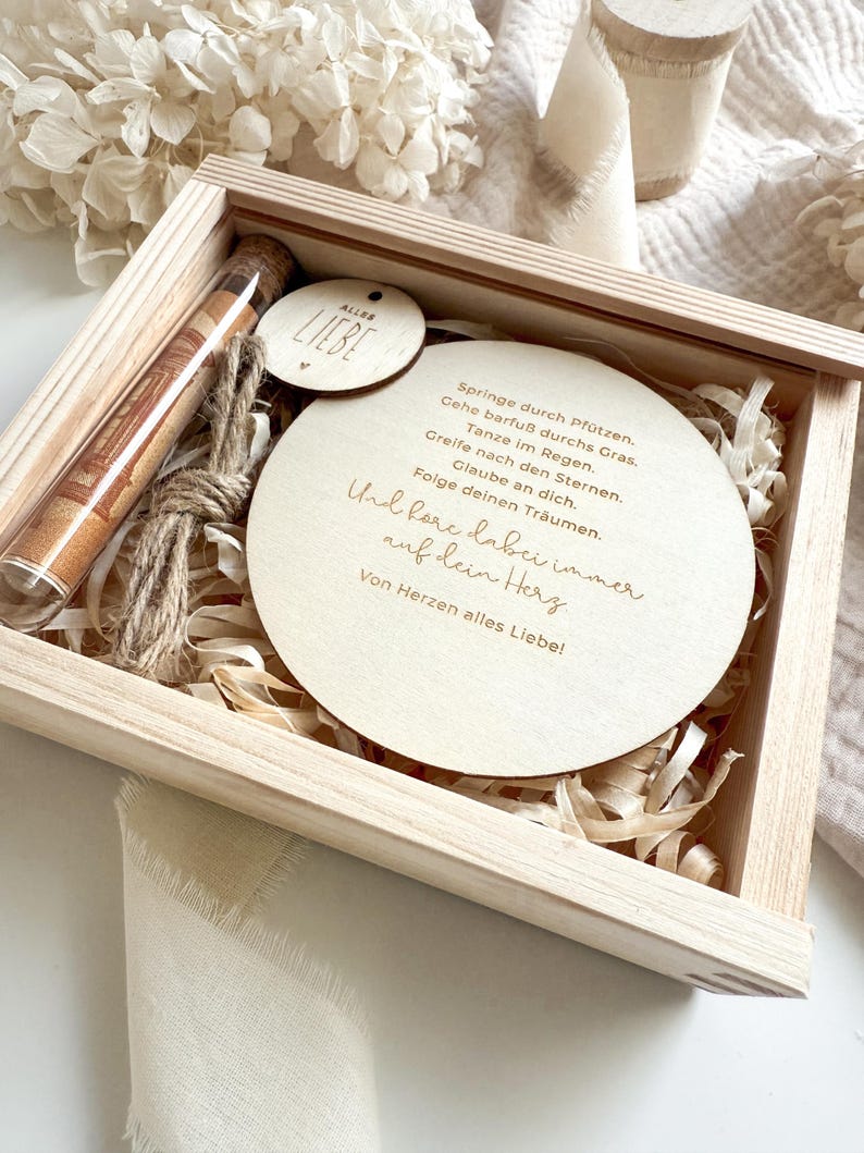 Geldgeschenk Konfirmation
Konfirmation Geschenkbox
Konfirmationsgeschenk Geld
Geschenk Konfirmation
Geldbox Konfirmation
Geldgeschenk Konfirmand
Konfirmationsgeschenk kreativ
Erinnerungsbox Konfirmation
Geschenk Konfirmation Mädchen
Geschenk Konfirmation Junge
Geschenk Konfirmation Geld
Konfirmationsgeschenk Mädchen
Konfirmationsgeschenk Junge