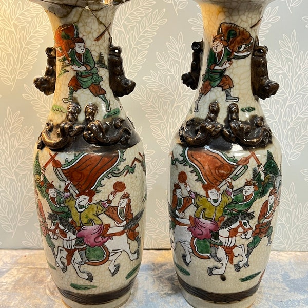 Paire de vases Nanjing fin XIXe siècle