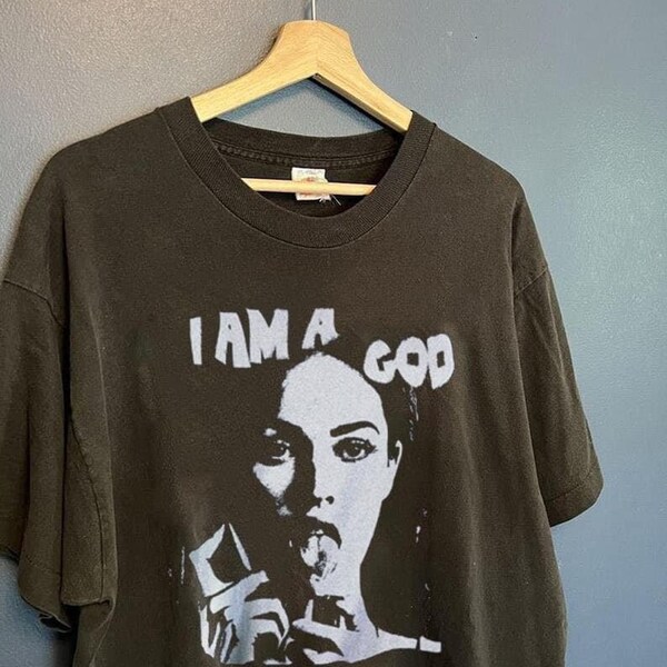 Soy un Dios - Camisa del cuerpo de Jennider Ella va a comerse tu camisa del alma - Camiseta con estampado de película de miedo - Megan Fox Top - Película de terror #isos36866s